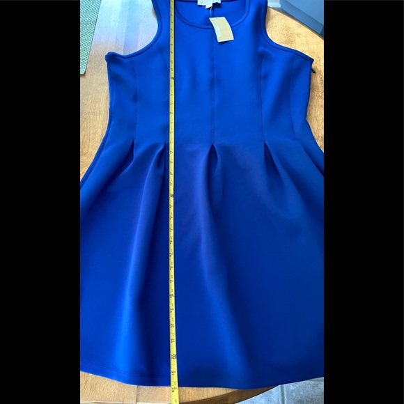 NEW BEAUTIFUL MICHAEL KORS DRESS - Picture 8 of 9